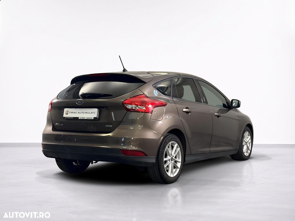 Ford Focus - 6