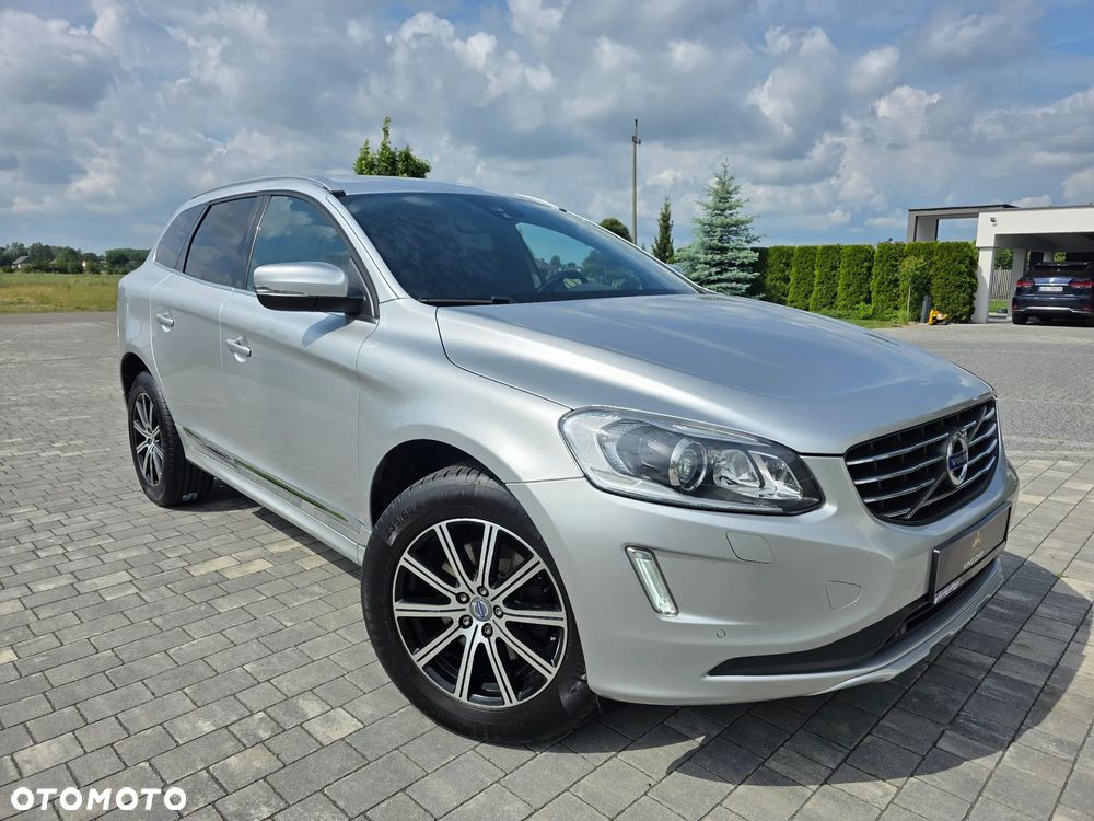 Volvo XC 60 D4 Geartronic Summum - 4