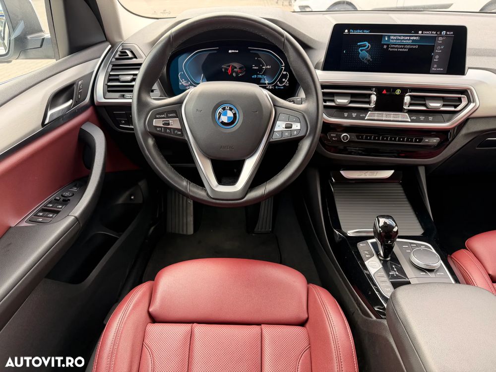 BMW X3 xDrive30e AT PHEV - 13