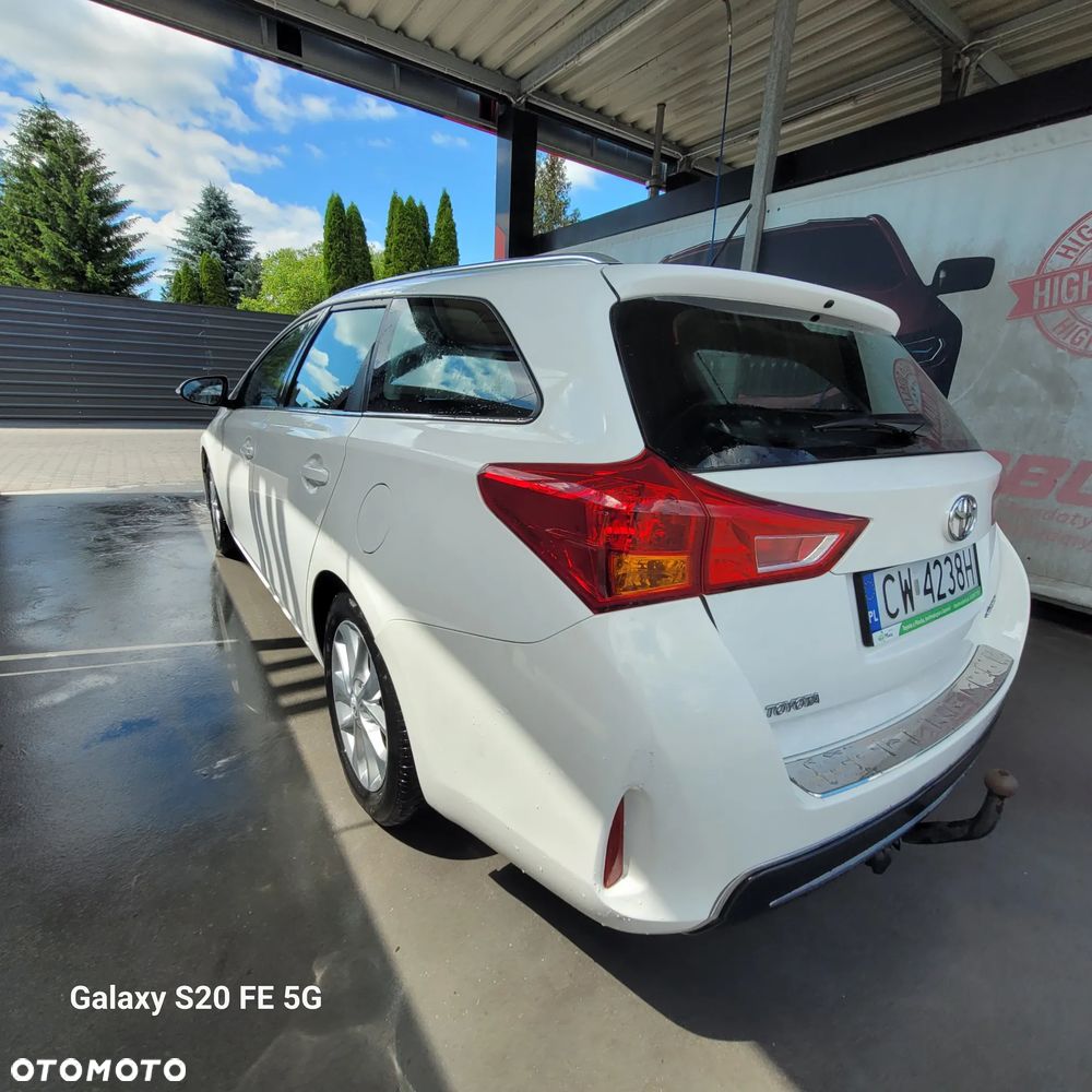 Toyota Auris 1.4 D-4D - 8