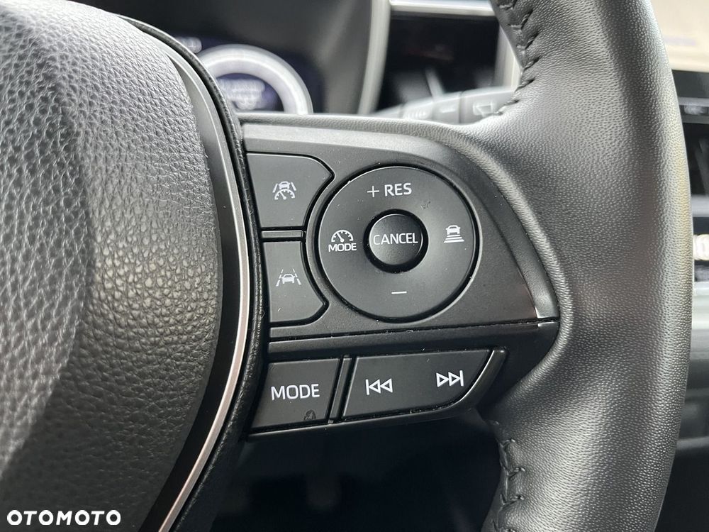 Toyota Corolla Cross 2.0 Hybrid Comfort - 12