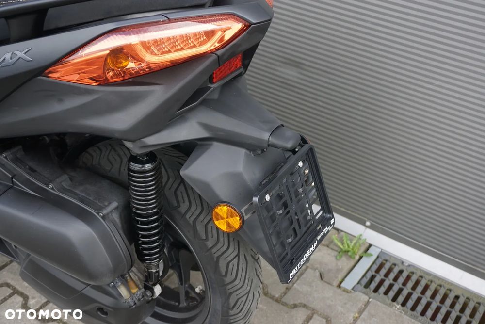 Yamaha X-max - 15