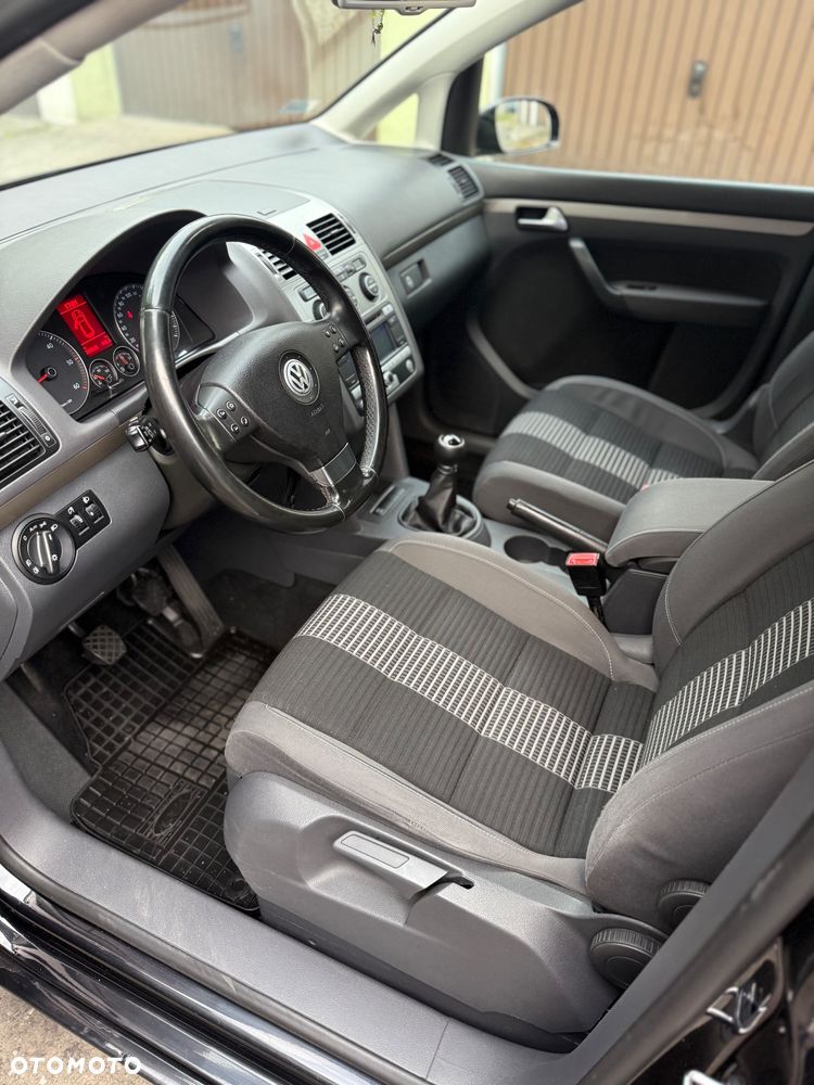 Volkswagen Touran 1.9 TDI DPF Blue Motion United - 5