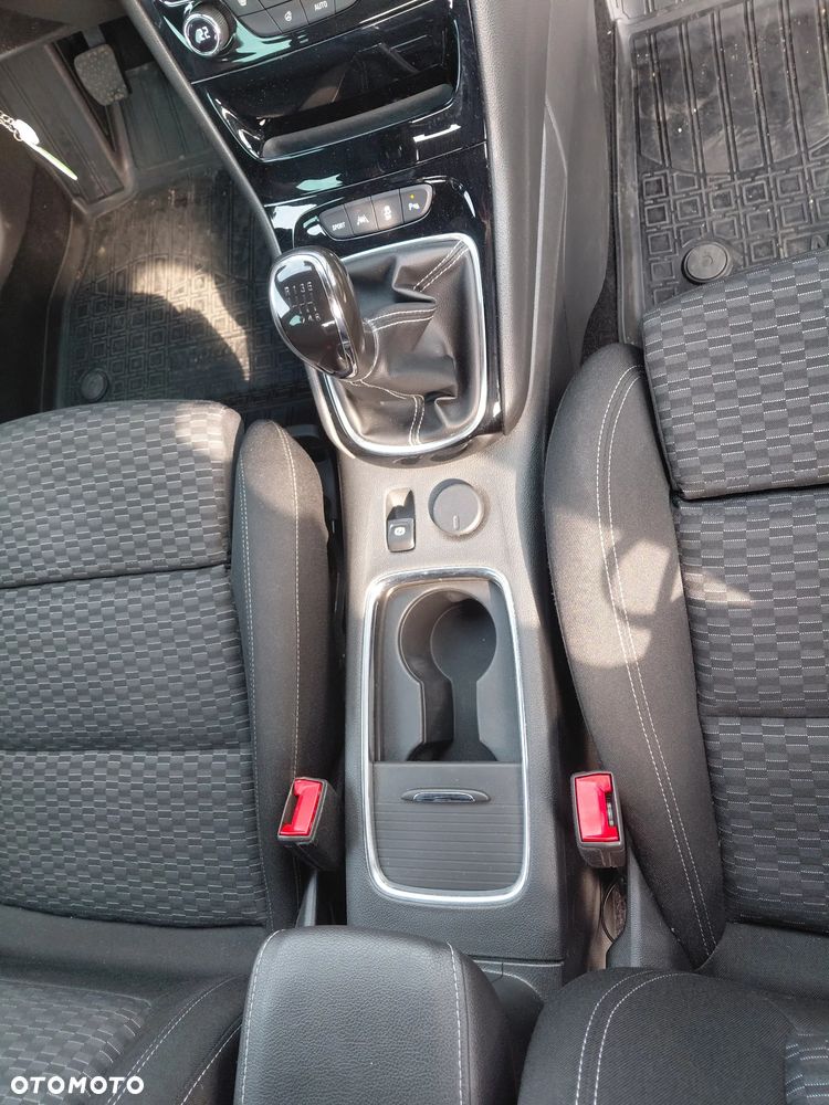 Opel Astra 1.4 Turbo Edition - 15