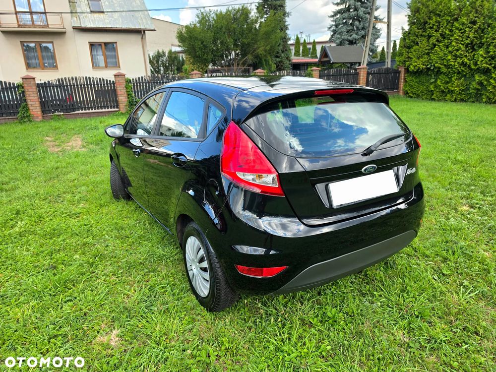 Ford Fiesta 1.25 Champions Edition - 4