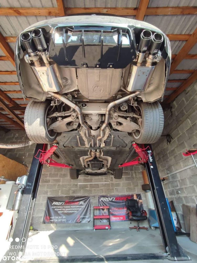 BMW Seria 5 550i - 16