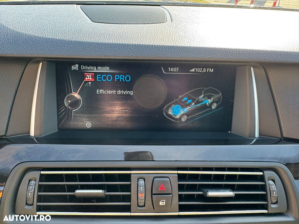 BMW Seria 5 520d Aut. - 22