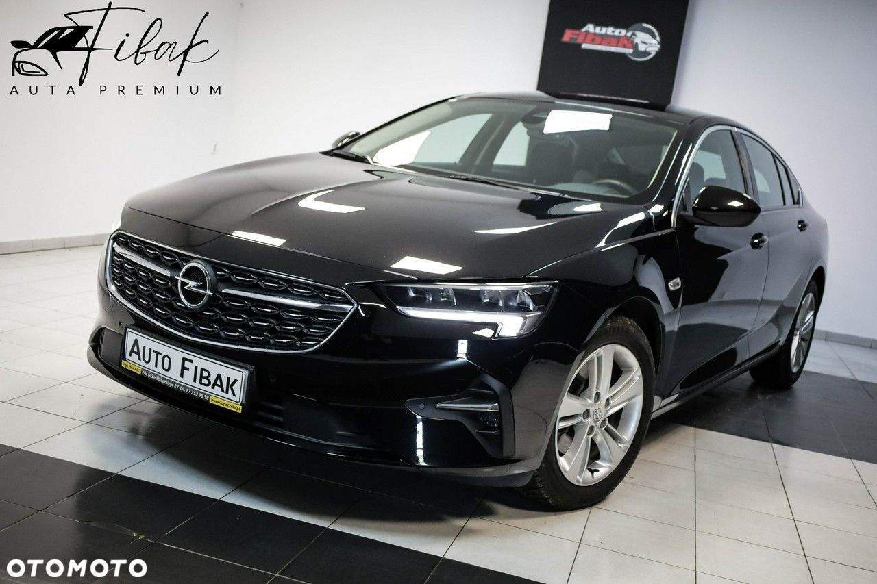 Opel Insignia - 1