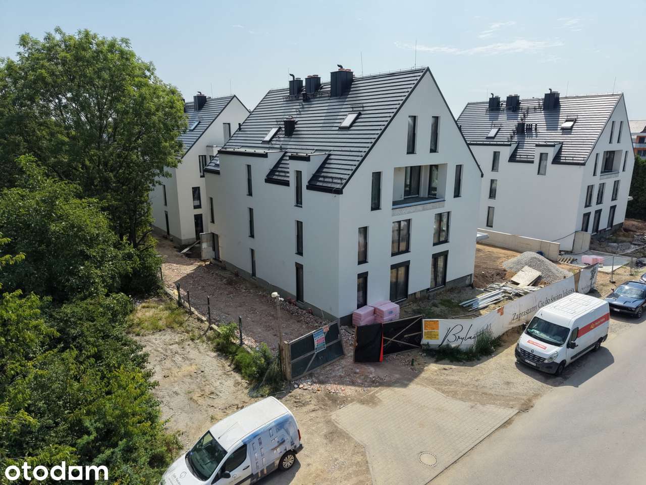 Apartament z antresolą, która daje swobodę aranżacji i komfort