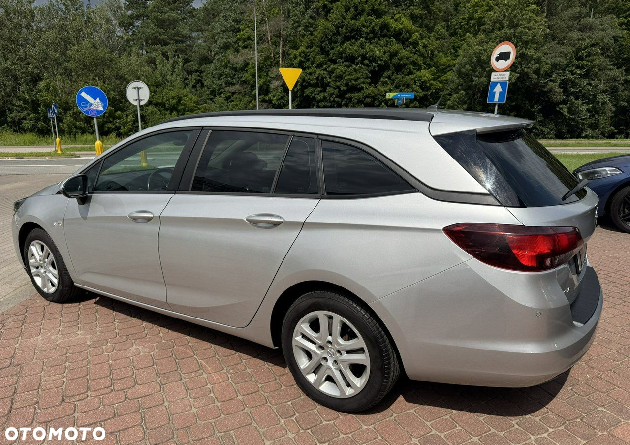 Opel Astra - 3