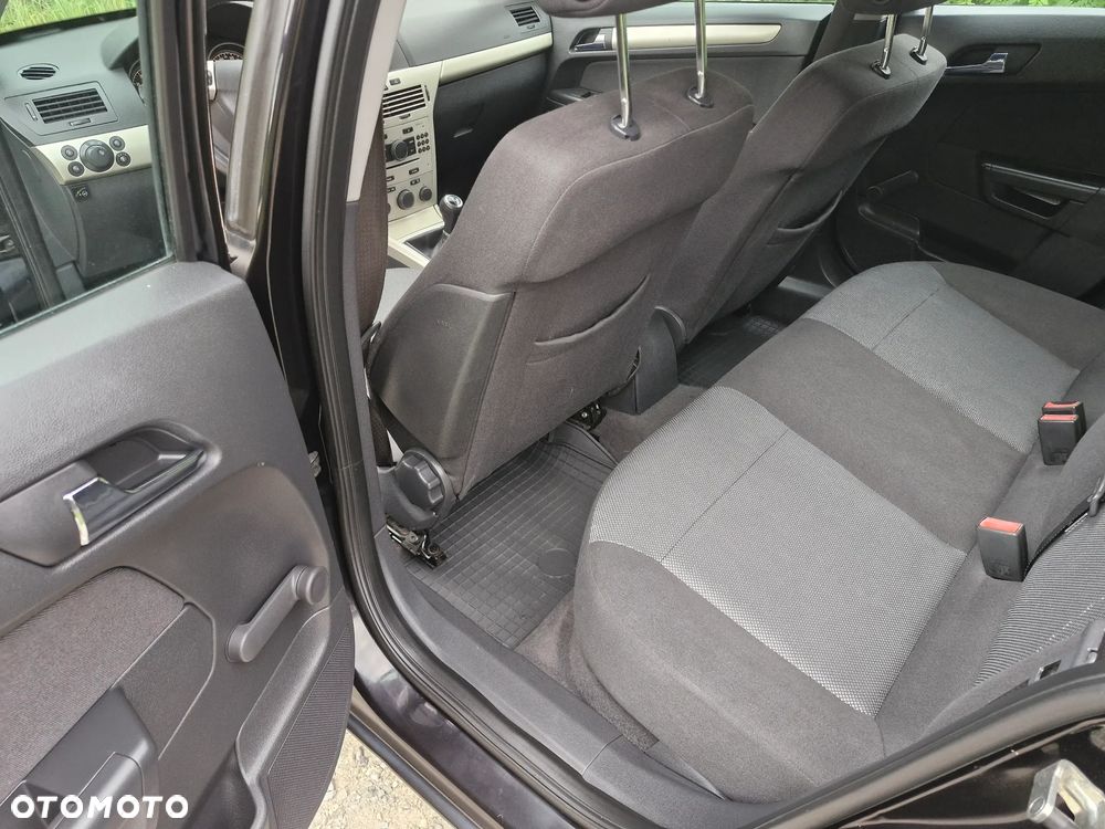 Opel Astra 1.6 Enjoy - 20