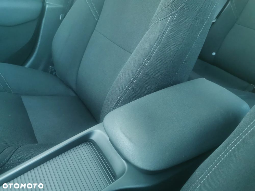 Volvo V40 T2 Summum - 20