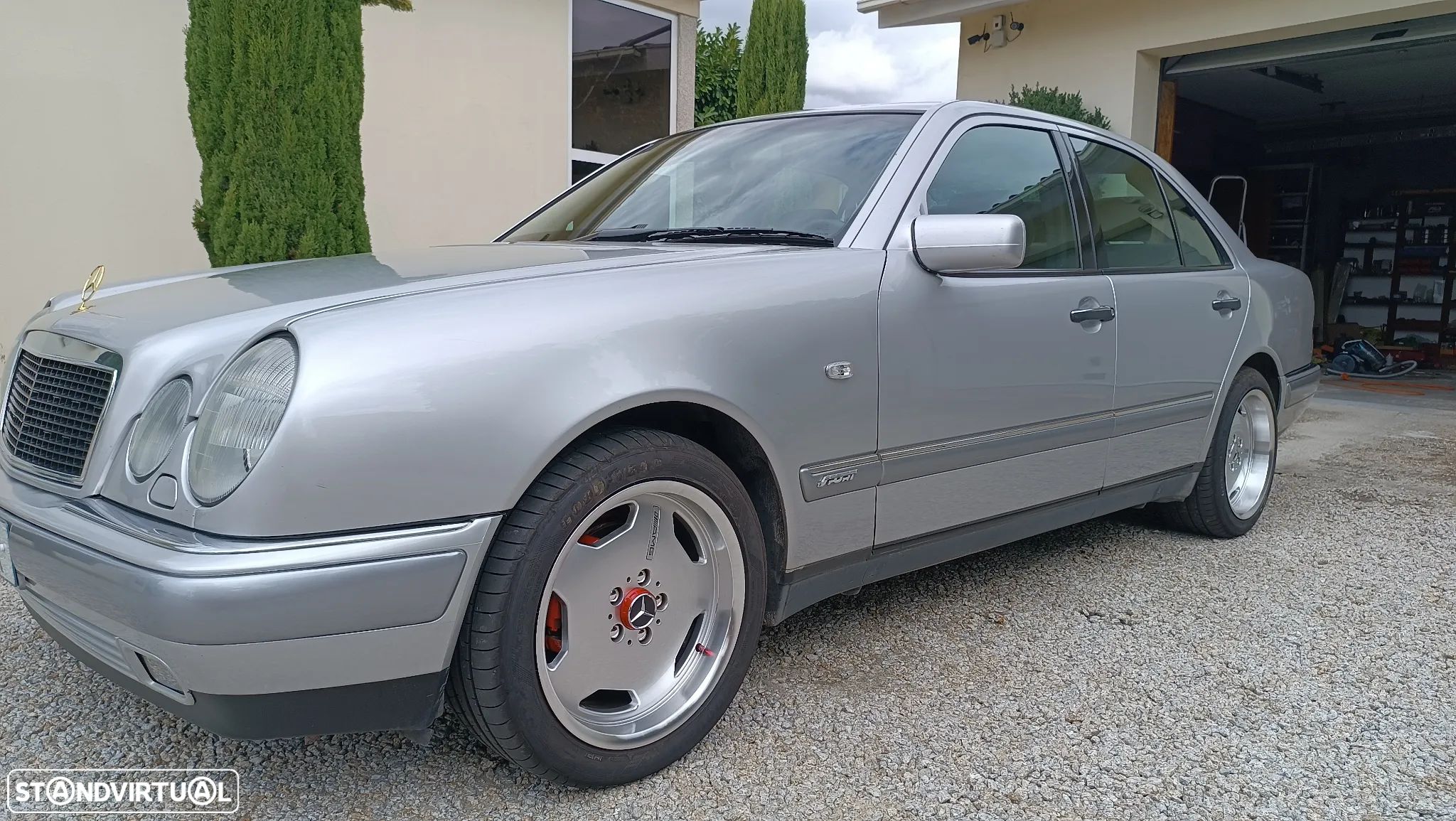 Mercedes-Benz E 220 CDI Classic - 1