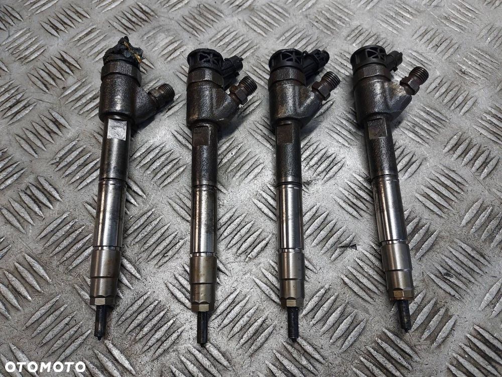 WTRYSK WTRYSKIWACZ KOMPLET IVECO DAILY IV LIFT 5801644454 0445110564 - 1