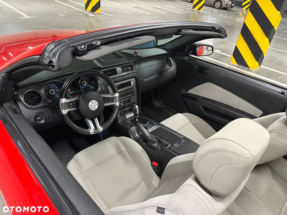 Ford Mustang 3.7 V6 - 12