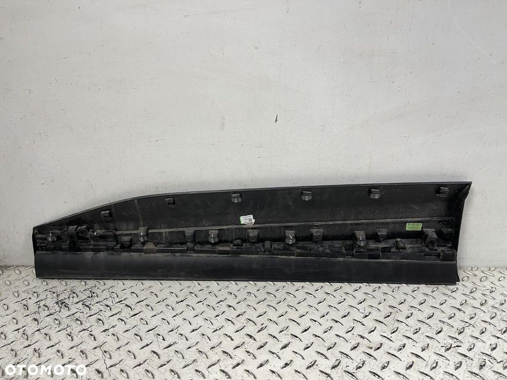 ORYGINALNA LISTWA DRZWI KIA SPORTAGE V 5 20-25 PRZEDNIA PRAWA PRZÓD PRAWY 87724-R2300 - 5