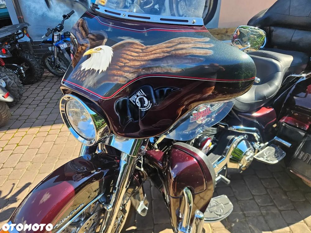 Harley-Davidson FLH Electra Glide - 13