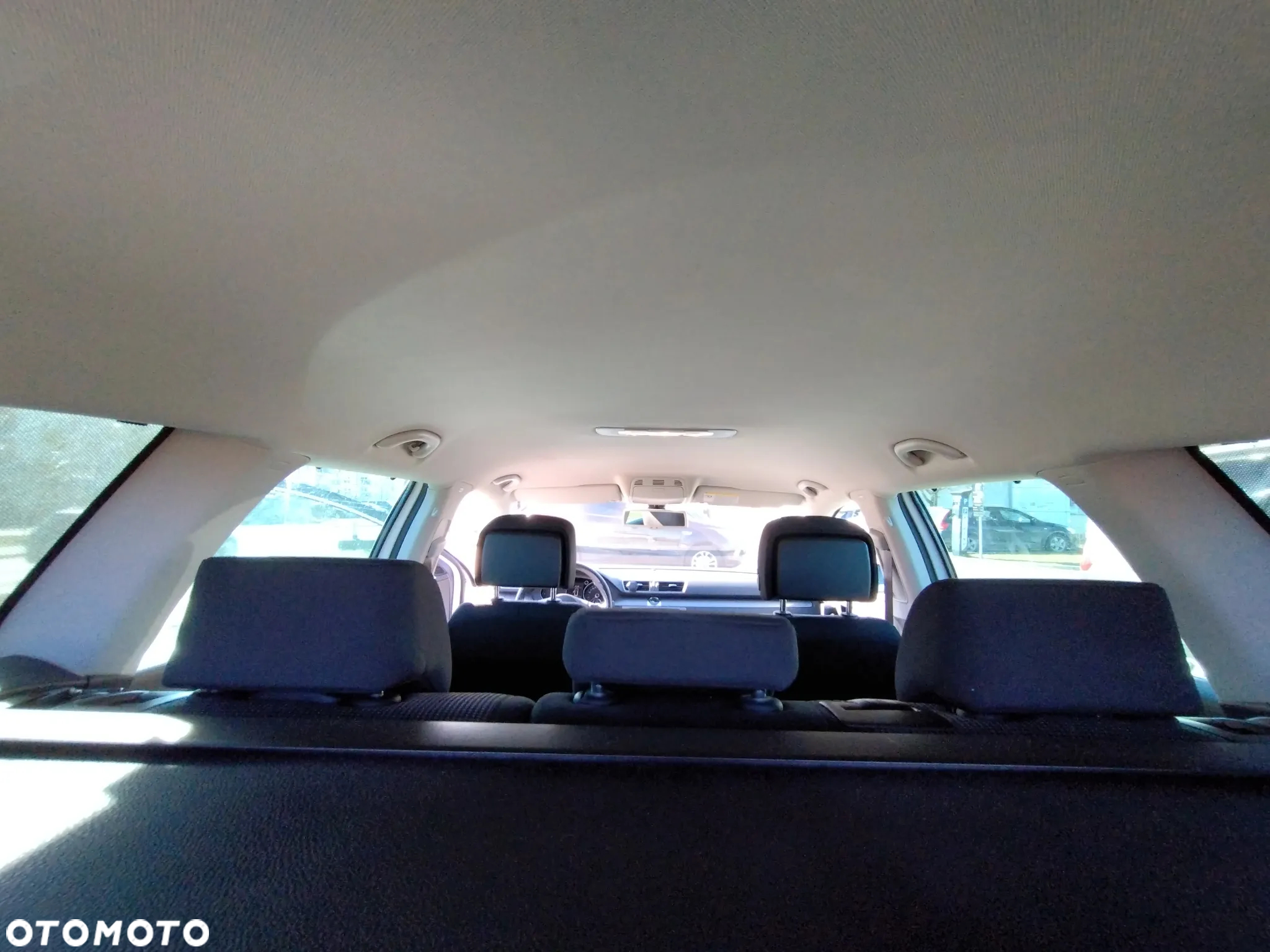 Volkswagen Passat 2.0 TDI Comfortline DSG - 30