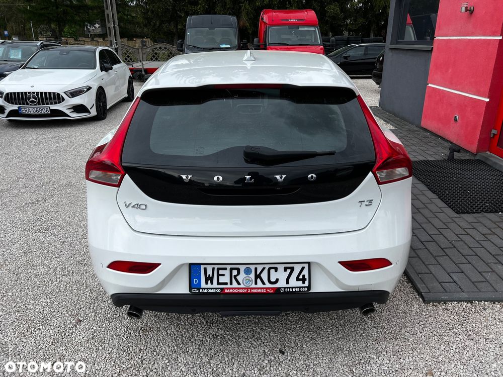 Volvo V40 T3 - 33
