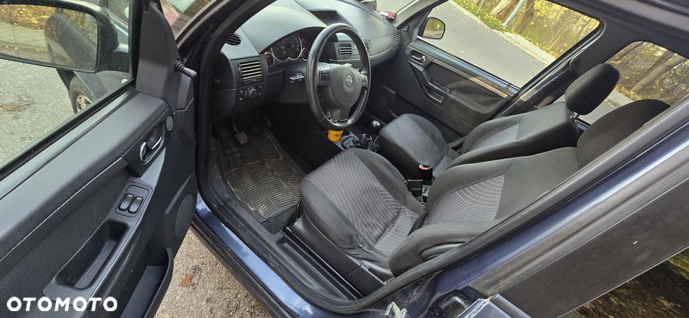 Opel Meriva - 8