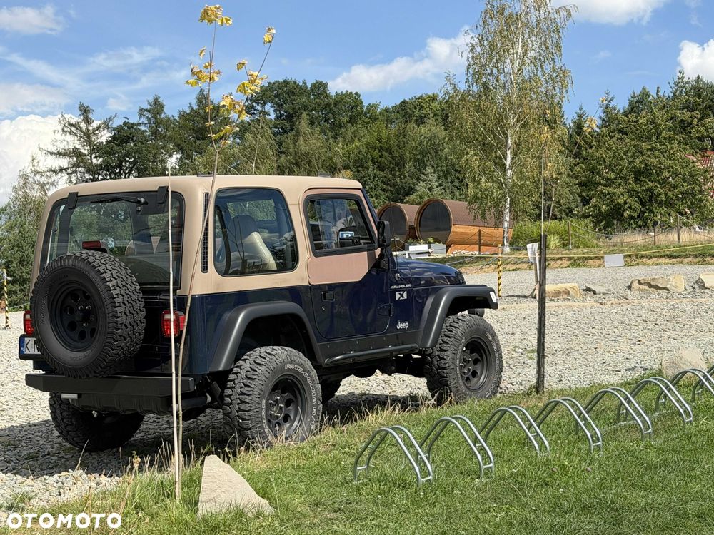 Jeep Wrangler - 7