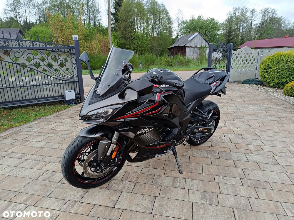 Kawasaki Ninja 1000 SX - 4