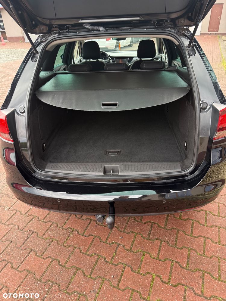 Opel Astra 1.6 CDTI Sport - 10