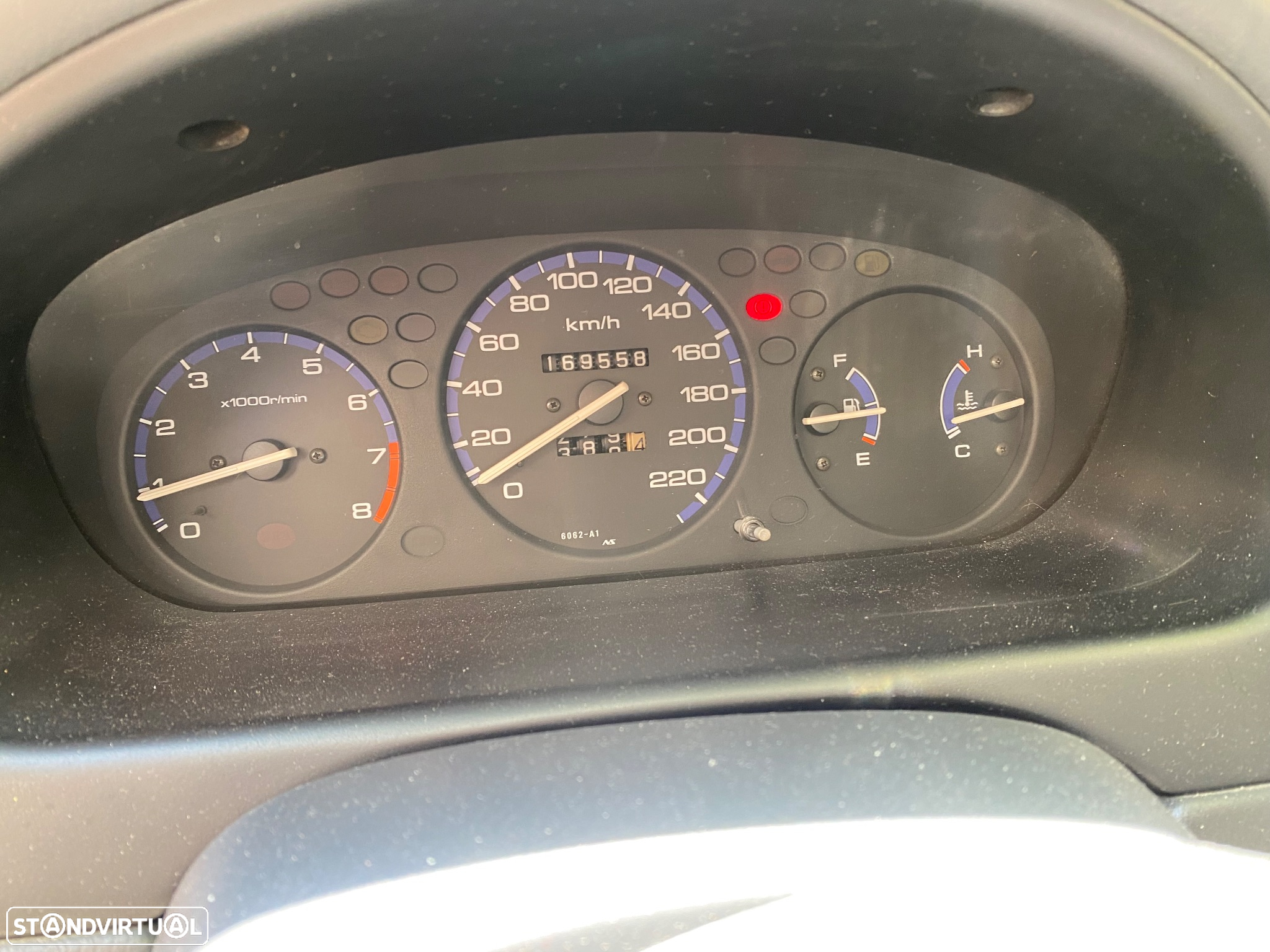 Honda Civic 1.5i LS - 5