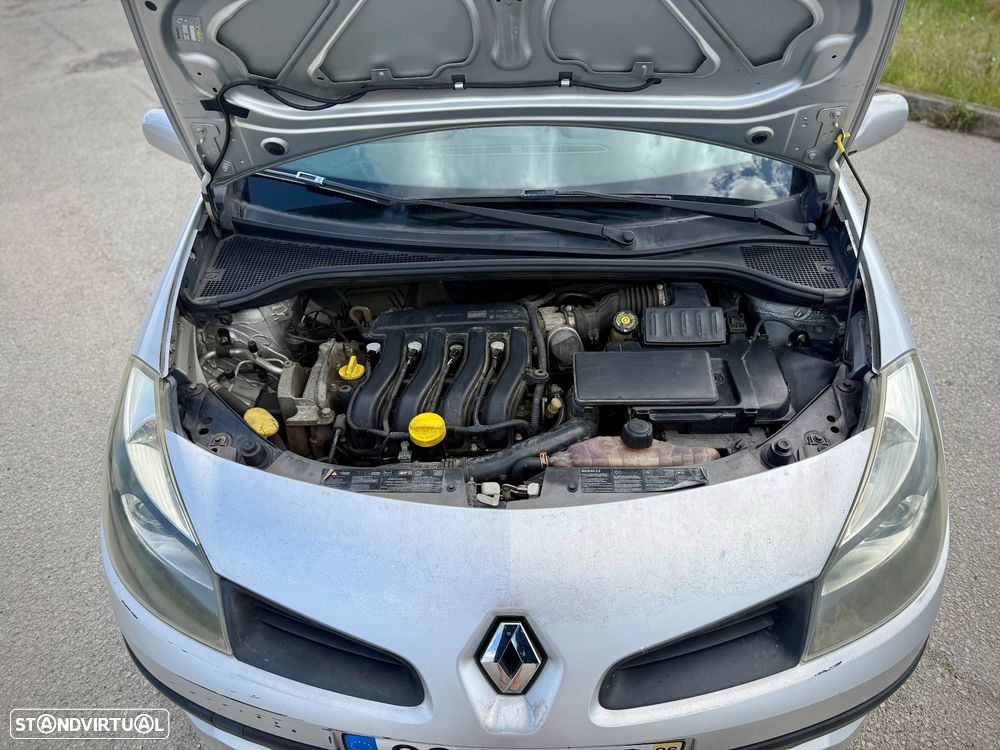 Renault Clio 1.4 16V Dynamique Luxe - 7