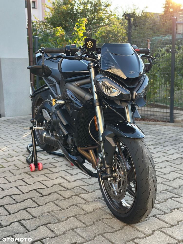 Triumph Street Triple - 3