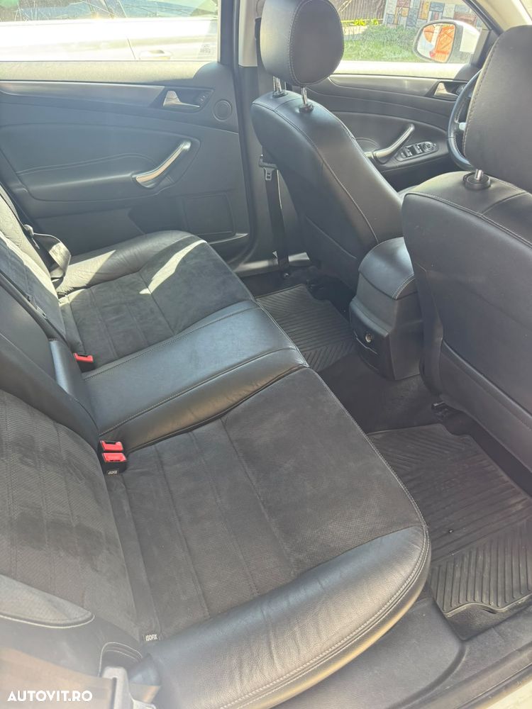 Ford Mondeo - 18