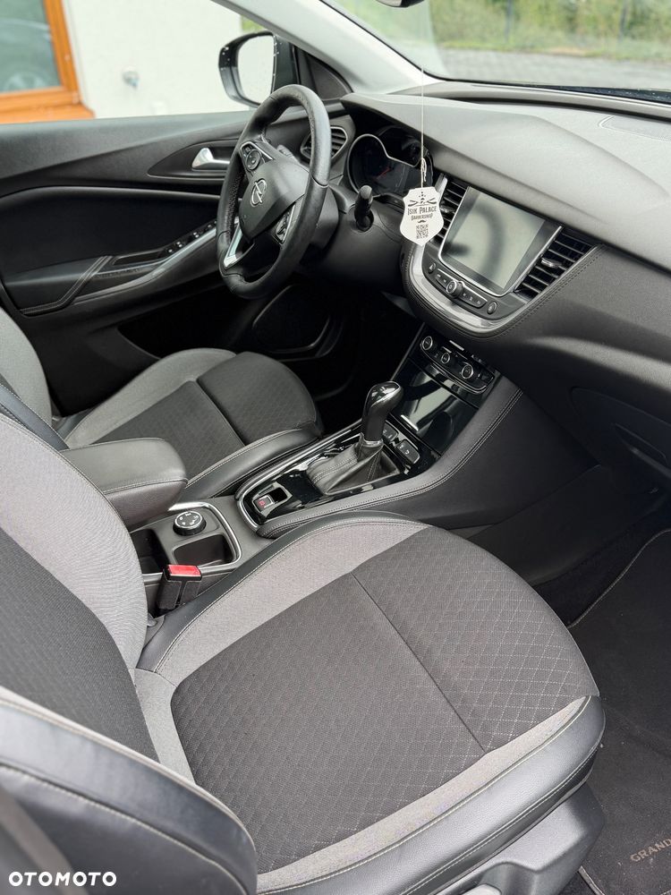 Opel Grandland X - 12