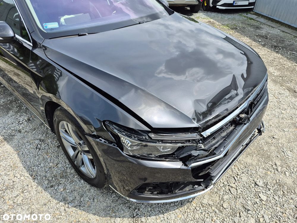 Volkswagen Passat 1.5 TSI EVO Elegance DSG - 35