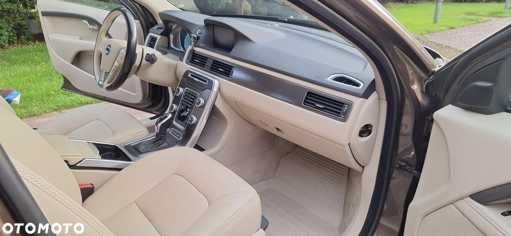 Volvo XC 70 D5 AWD Summum - 27