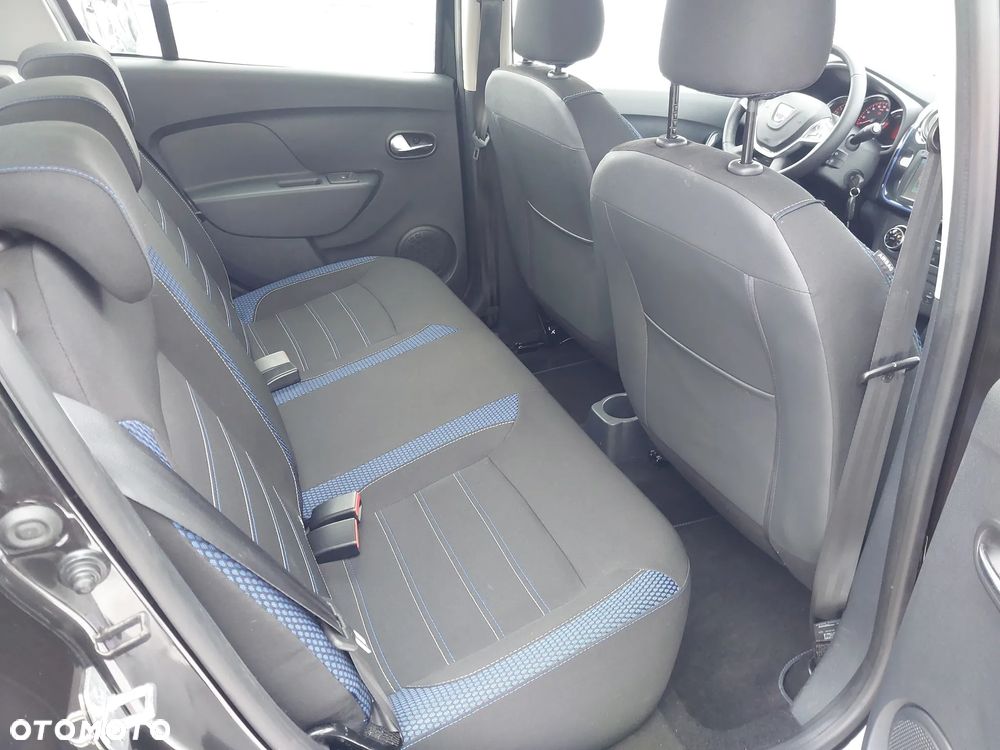 Dacia Sandero - 8