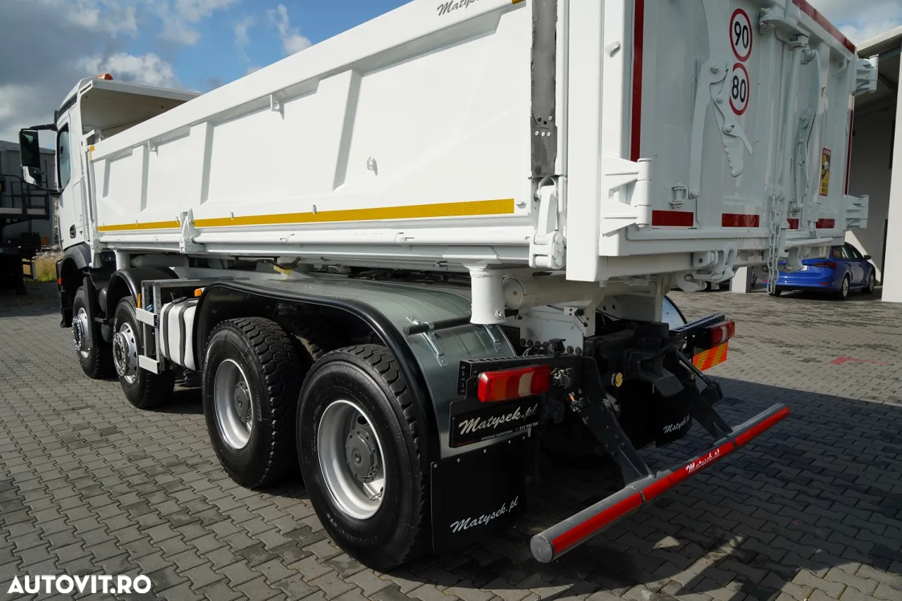 Mercedes-Benz AROCS 3243 / 8x4 / BASCULĂ DUBLU 6,2 M / BASCULĂ HIDRODOXICĂ / EURO 6 / IMPORTAT - 20