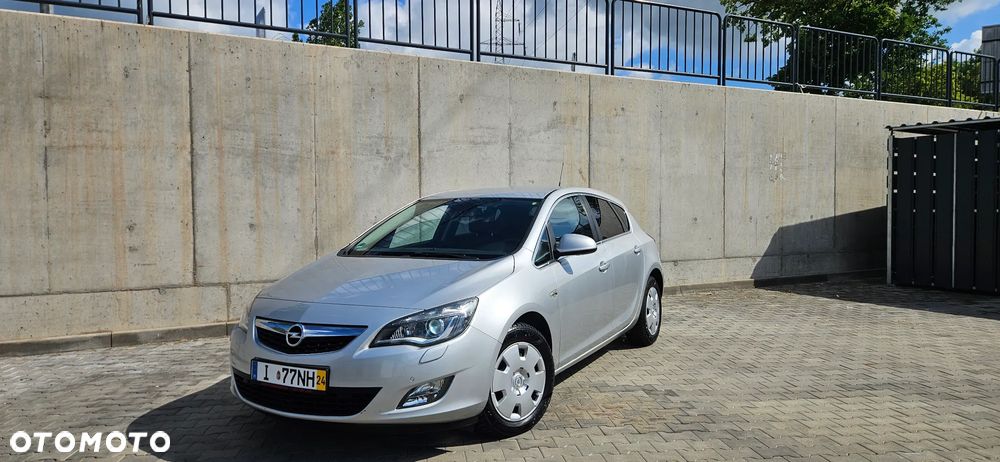 Opel Astra 2.0 CDTI DPF Innovation - 3