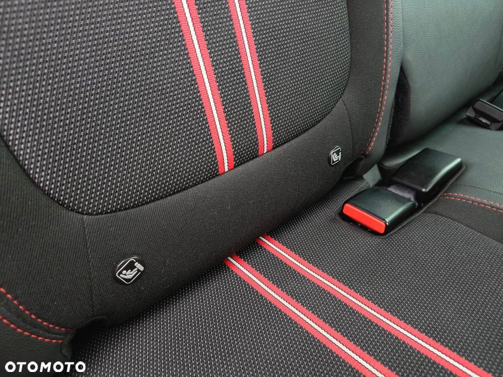 Opel Crossland 1.2 T GS Line - 25