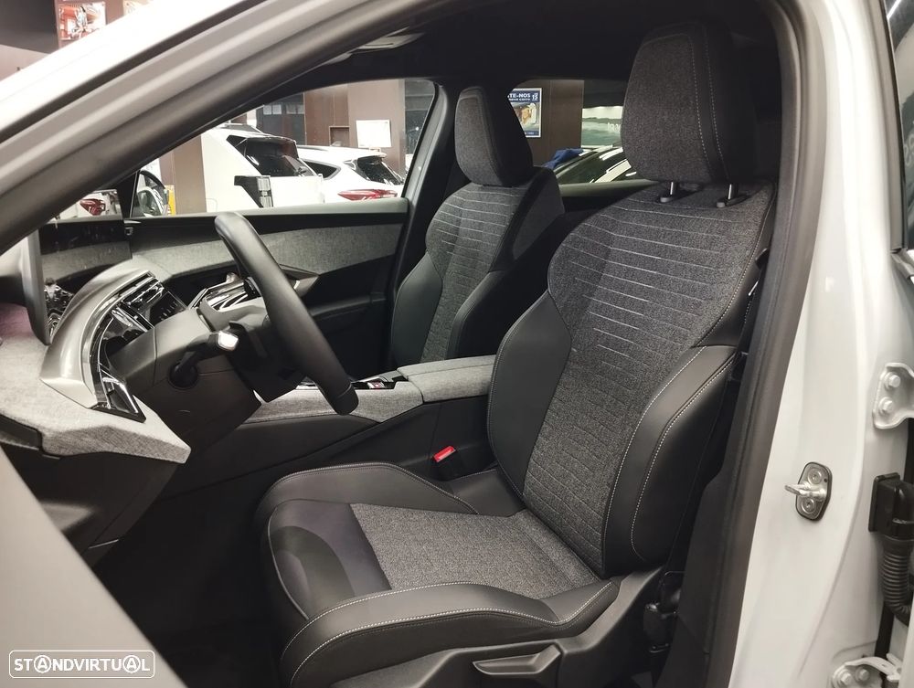 Peugeot 3008 1.2 Hybrid Allure e-DCS6 - 20