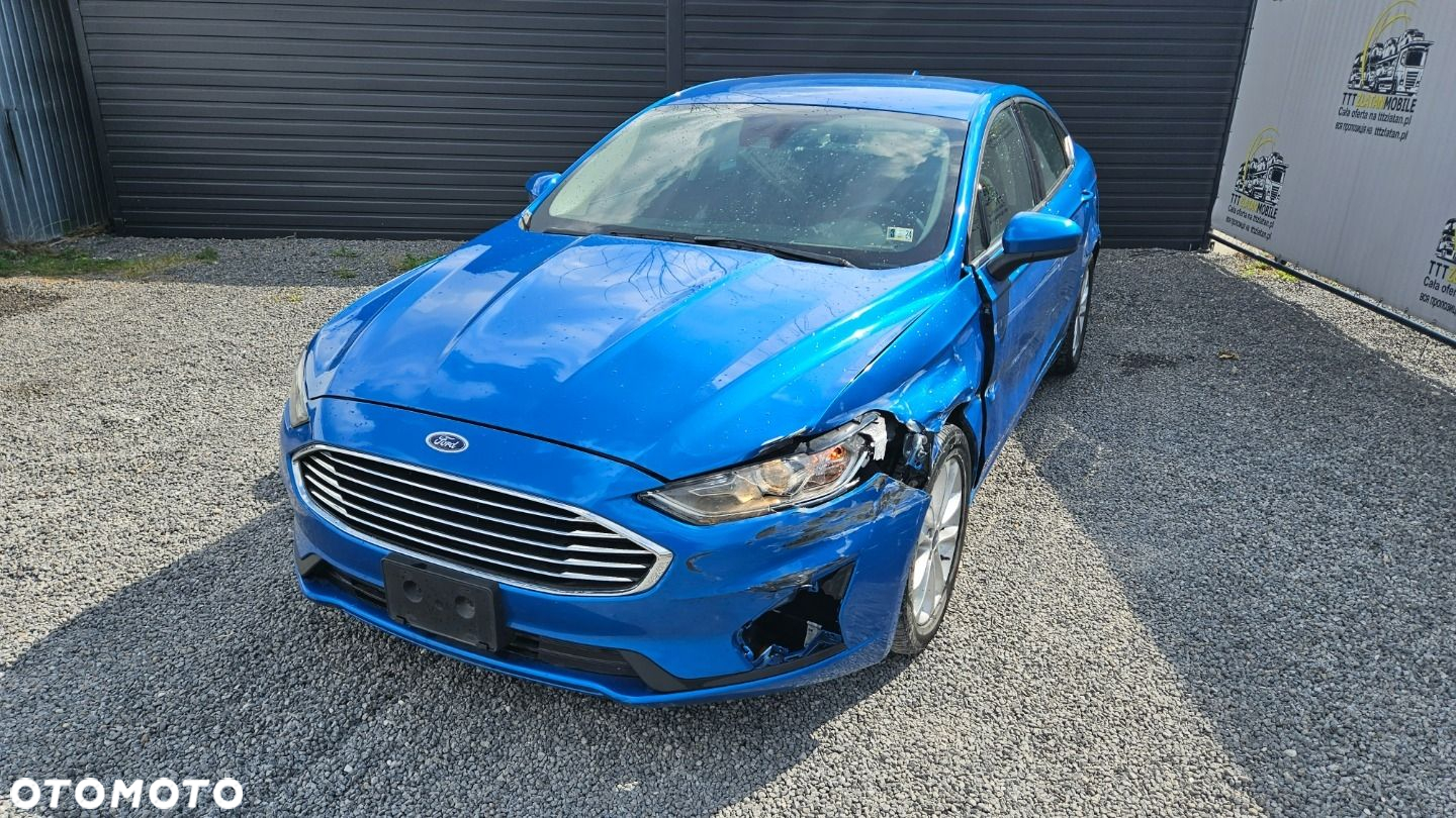 Ford Fusion - 6