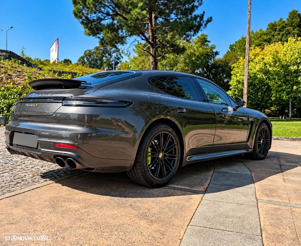 Porsche Panamera - 9