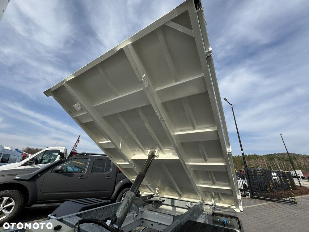 Volkswagen Crafter - 13