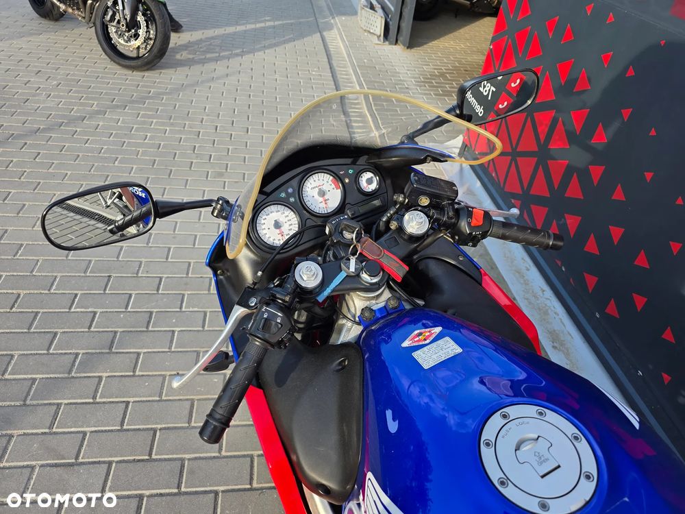 Honda CBR - 14