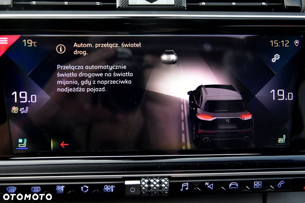 DS Automobiles DS 7 Crossback 1.6 PureTech Louvre - 32