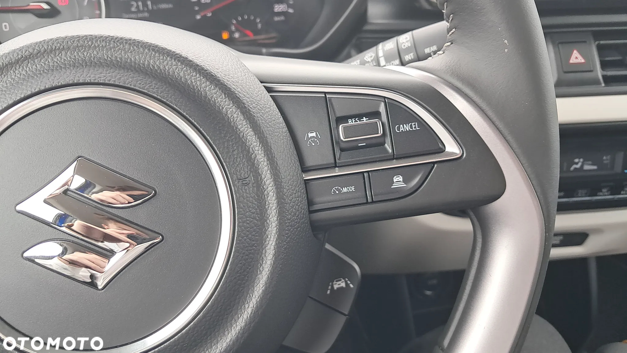 Suzuki Swift - 14