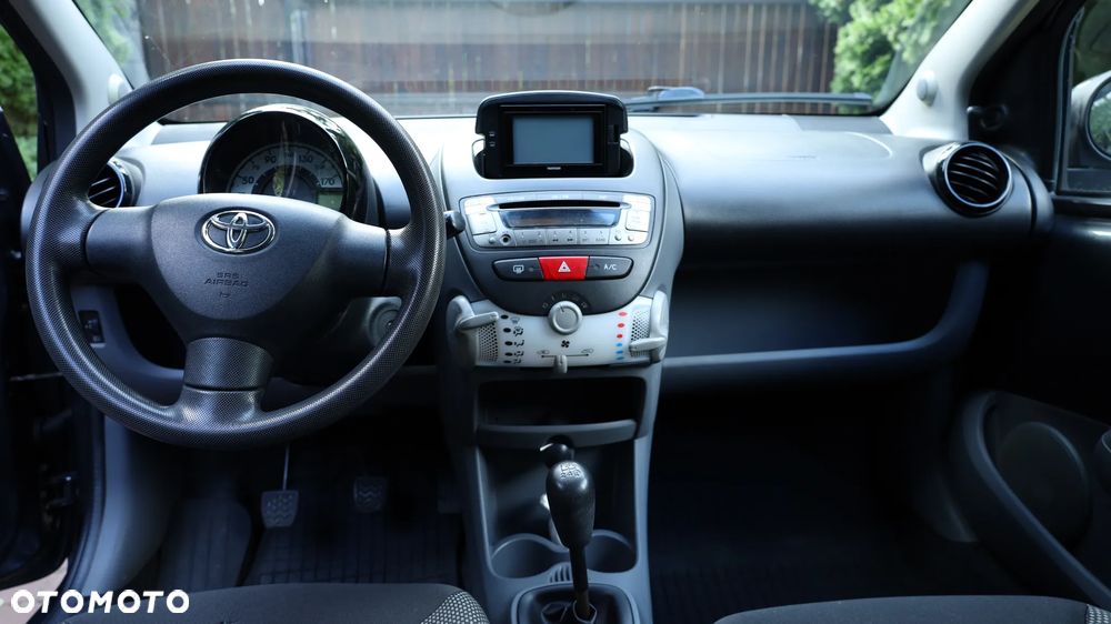 Toyota Aygo - 10
