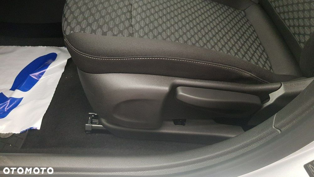 Opel Astra - 25