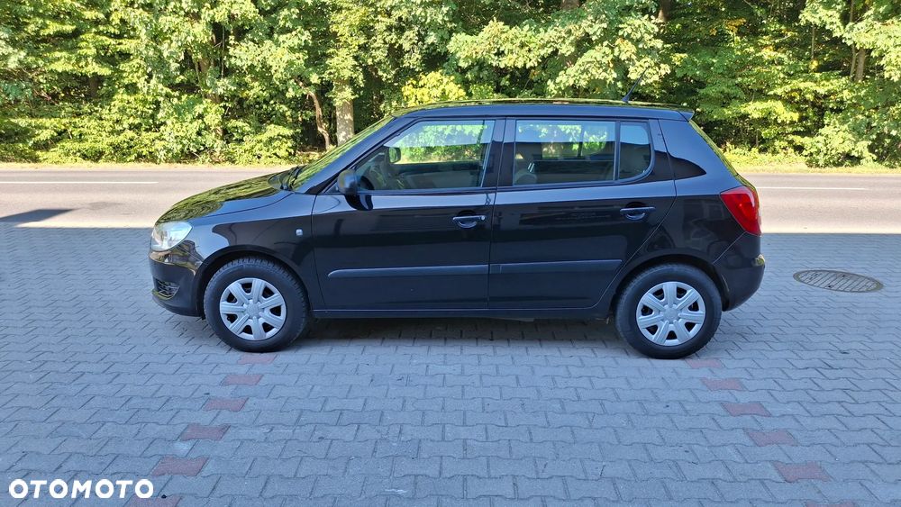 Skoda Fabia 1.2 HTP Ambiente - 4