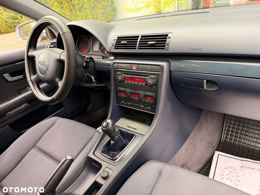 Audi A4 Limousine 1.8T - 7