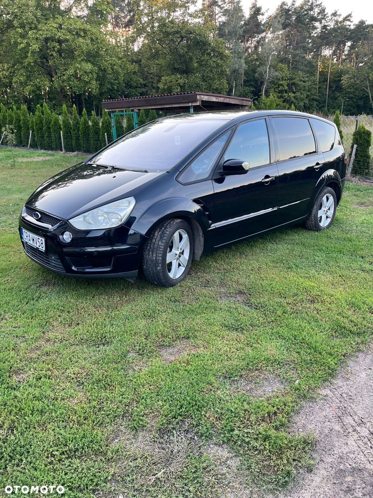 Ford S-Max - 8
